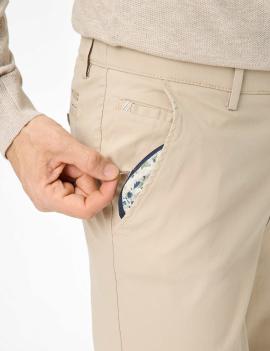 Afbeelding voor product Broek van het merk Eurex By Brax in het Beige