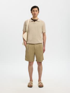 Afbeelding voor product Polo van het merk Selected in het Beige