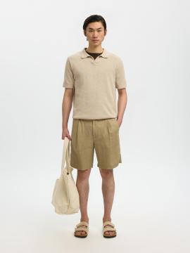 Afbeelding voor product Polo van het merk Selected in het Beige