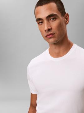 Afbeelding voor product T-shirt van het merk Calvin Klein in het Wit