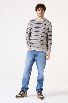 Afbeelding voor product Pull van het merk Garcia in het Wit