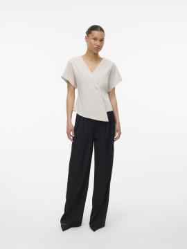 Afbeelding voor product Top van het merk Vero Moda in het Ecru