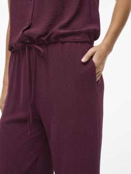 Afbeelding voor product Broek van het merk Vila in het Bordeaux