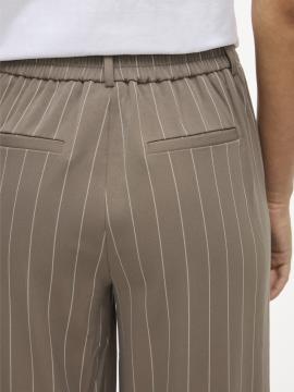 Afbeelding voor product Broek van het merk Vila in het Beige