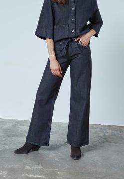 Afbeelding voor product Broek van het merk Sisters Point in het Zwart