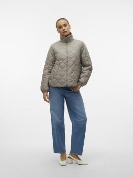 Afbeelding voor product Jacket van het merk Vero Moda in het Beige
