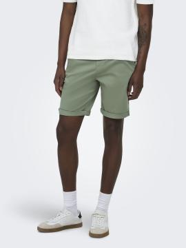 Afbeelding voor product Short van het merk Only & Sons in het Groen