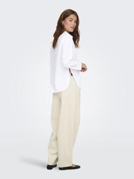 Afbeelding voor product Bloes van het merk Only in het Wit