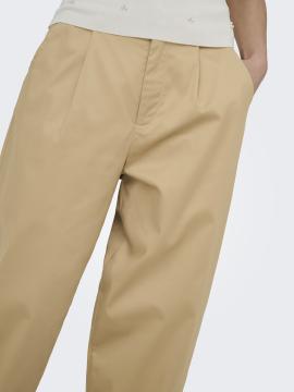 Afbeelding voor product Broek van het merk Only in het Beige