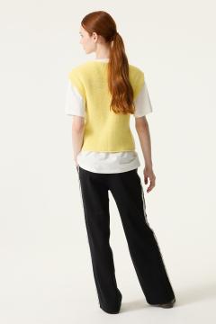 Afbeelding voor product Cardigan van het merk Garcia in het Geel