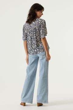 Afbeelding voor product Bloes van het merk Garcia in het Ecru