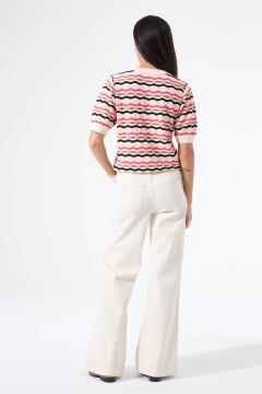 Afbeelding voor product Pull van het merk Garcia in het Wit