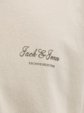 Afbeelding voor product Polo van het merk Jack & Jones in het Ecru