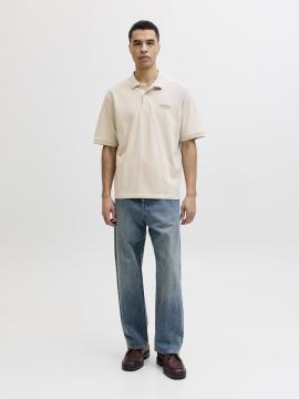 Afbeelding voor product Polo van het merk Jack & Jones in het Ecru