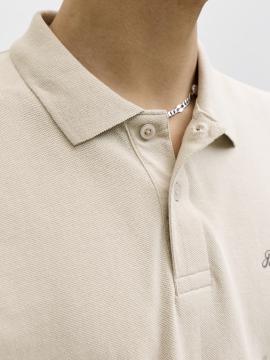 Afbeelding voor product Polo van het merk Jack & Jones in het Ecru