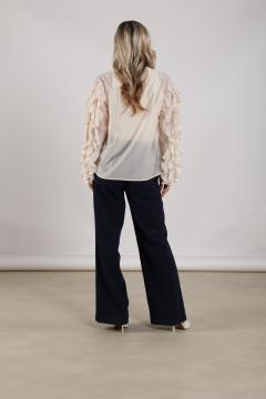 Afbeelding voor product Bloes van het merk Nukus in het Ecru