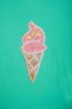 Afbeelding voor product T-shirt van het merk Someone in het Groen