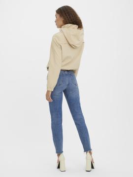 Afbeelding voor product Jas van het merk Vero Moda in het Beige