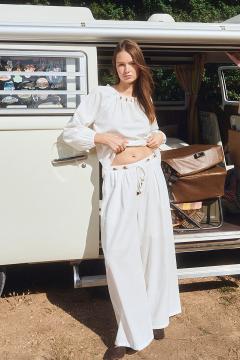 Afbeelding voor product Broek van het merk Molly Bracken in het Wit