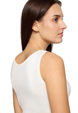 Afbeelding voor product Top van het merk Betty & Co  in het Wit