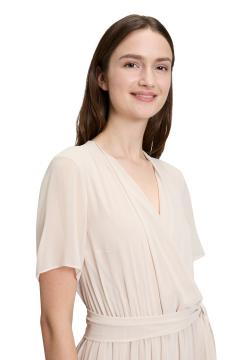 Afbeelding voor product Jumpsuit van het merk Betty & Co  in het Roze