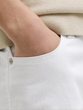 Afbeelding voor product Short van het merk Jack & Jones Junior in het Wit