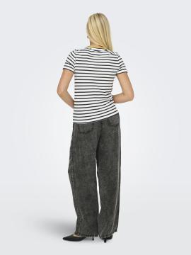 Afbeelding voor product T-shirt van het merk Only in het Ecru