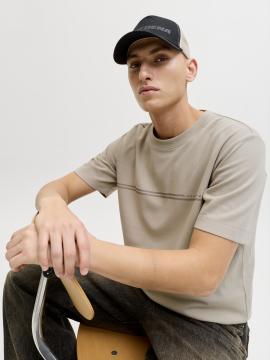 Afbeelding voor product T-shirt van het merk Jack & Jones in het Beige