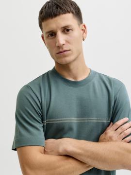 Afbeelding voor product T-shirt van het merk Jack & Jones in het Groen