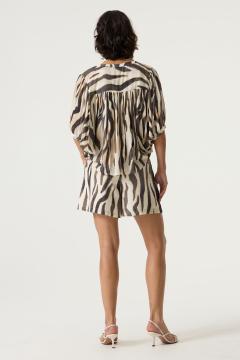 Afbeelding voor product Short van het merk Garcia in het Beige