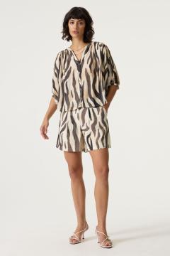 Afbeelding voor product Short van het merk Garcia in het Beige
