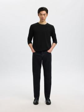 Afbeelding voor product Pull van het merk Selected in het Zwart