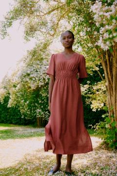 Afbeelding voor product Kleed van het merk B.young in het Bruin