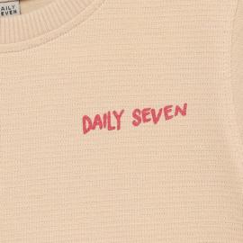Afbeelding voor product T-shirt van het merk Daily 7 in het Beige