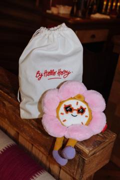 Afbeelding voor product Knuffel van het merk Hello Hossy in het Roze