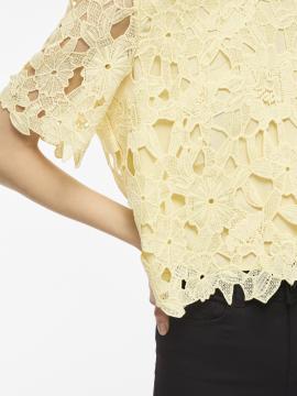 Afbeelding voor product Top van het merk Vila in het Geel