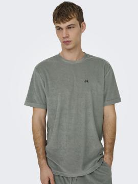 Afbeelding voor product T-shirt van het merk Only & Sons in het Groen