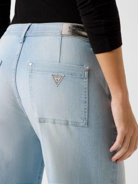 Afbeelding voor product Broek van het merk Guess in het Jeans