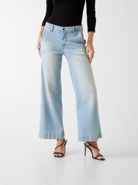 Afbeelding voor product Broek van het merk Guess in het Jeans