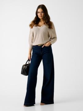 Afbeelding voor product Pull van het merk Guess in het Beige