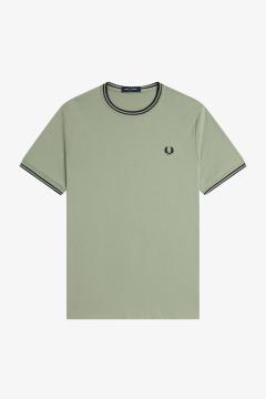 Afbeelding voor product T-shirt van het merk Fred Perry in het Groen