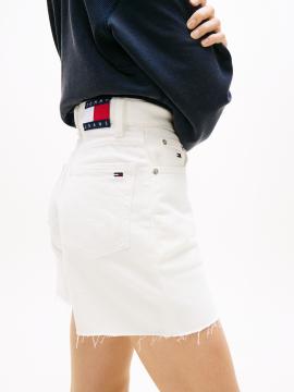Afbeelding voor product Short van het merk Tommy Jeans in het Ecru