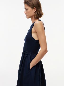Afbeelding voor product Kleed van het merk Tommy Jeans in het Marine