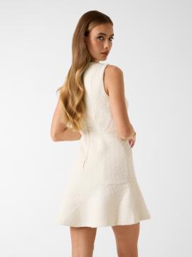 Afbeelding voor product Kleed van het merk Guess in het Wit